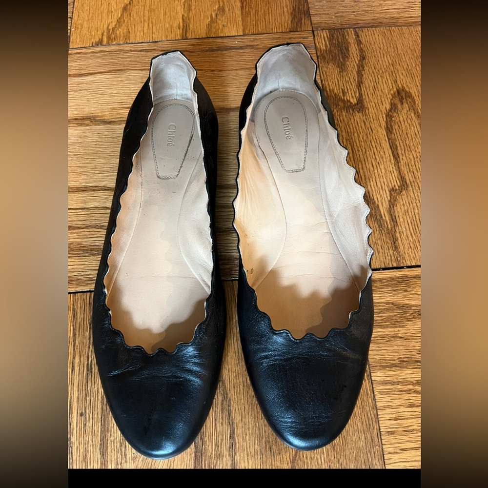 Chloe Black Scalloped Ballet Leather Flats